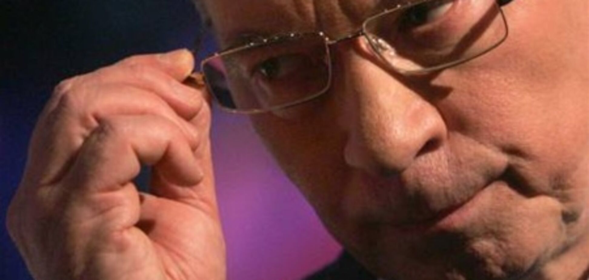 Азаров: 'Нафтогаз' будет ликвидирован, а все контракты - аннулированы