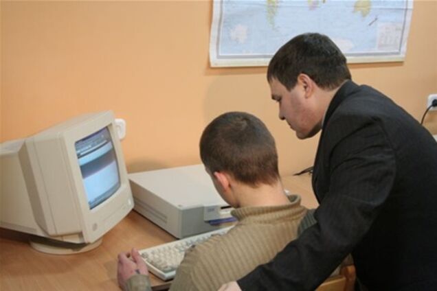 Комп'ютерний клас для бездомних з'явився у Києві