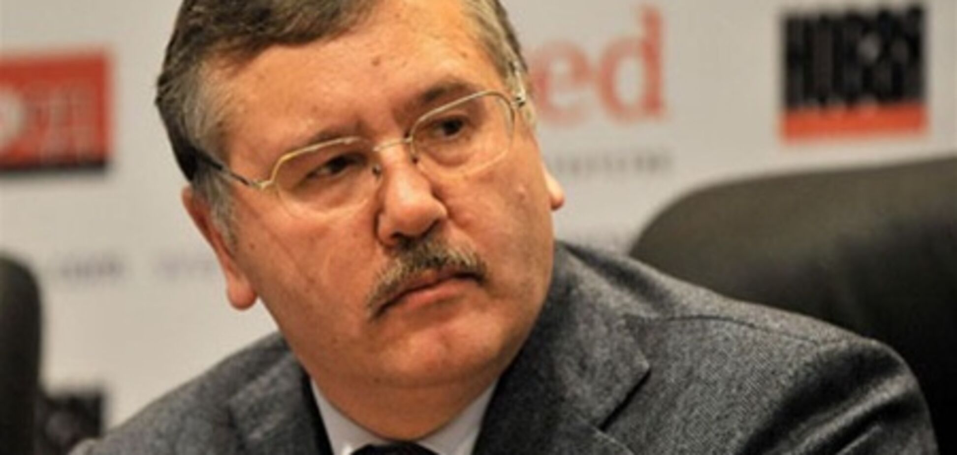 Гриценко закликав депутатів вийти до мітингувальників