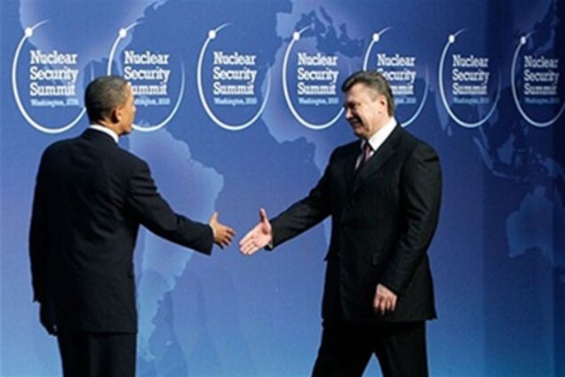 Янукович поговорив з Обамою про ядерну безпеку