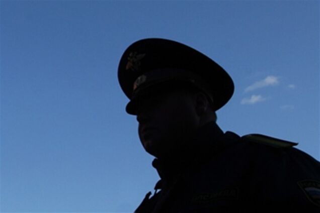 Милиция взяла в кольцо студентов, грозящих Кабмину революцией