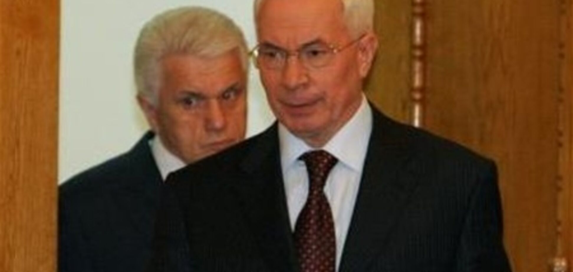 Азаров не зрозумів, чому Литвин на нього образився