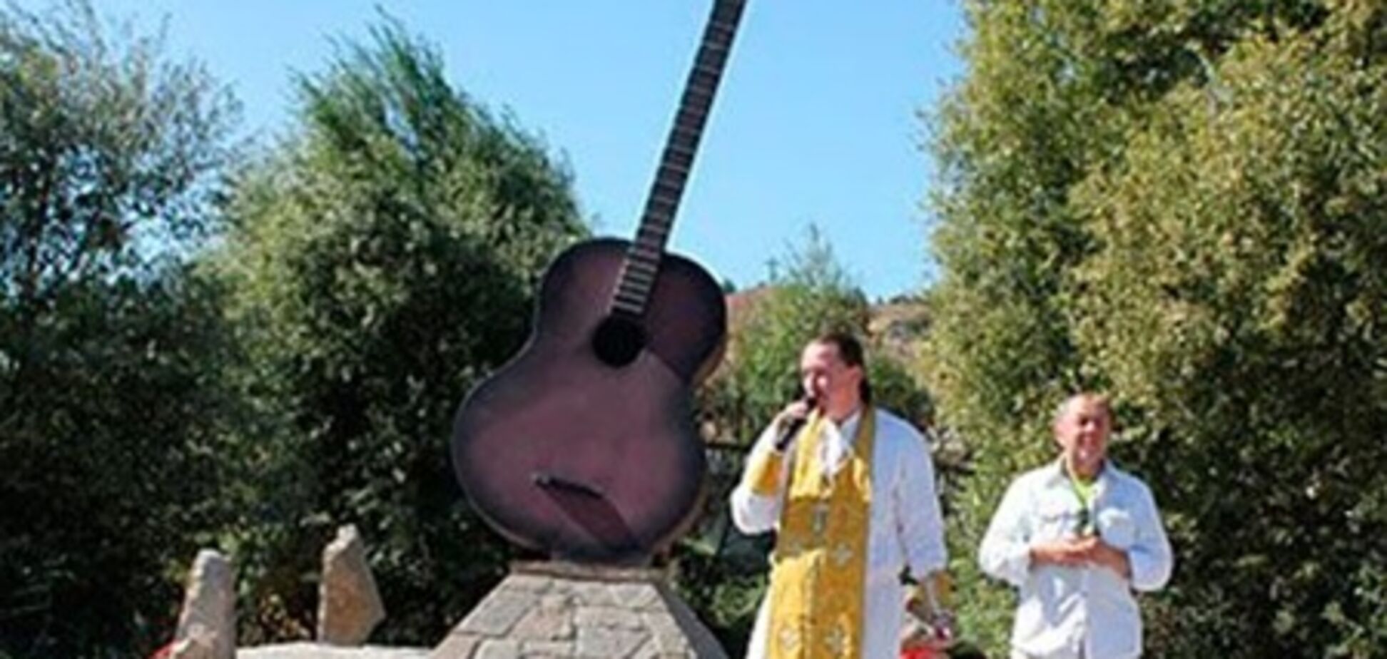 У Судаку відкрили пам'ятник легендарній групі 'Кіно'