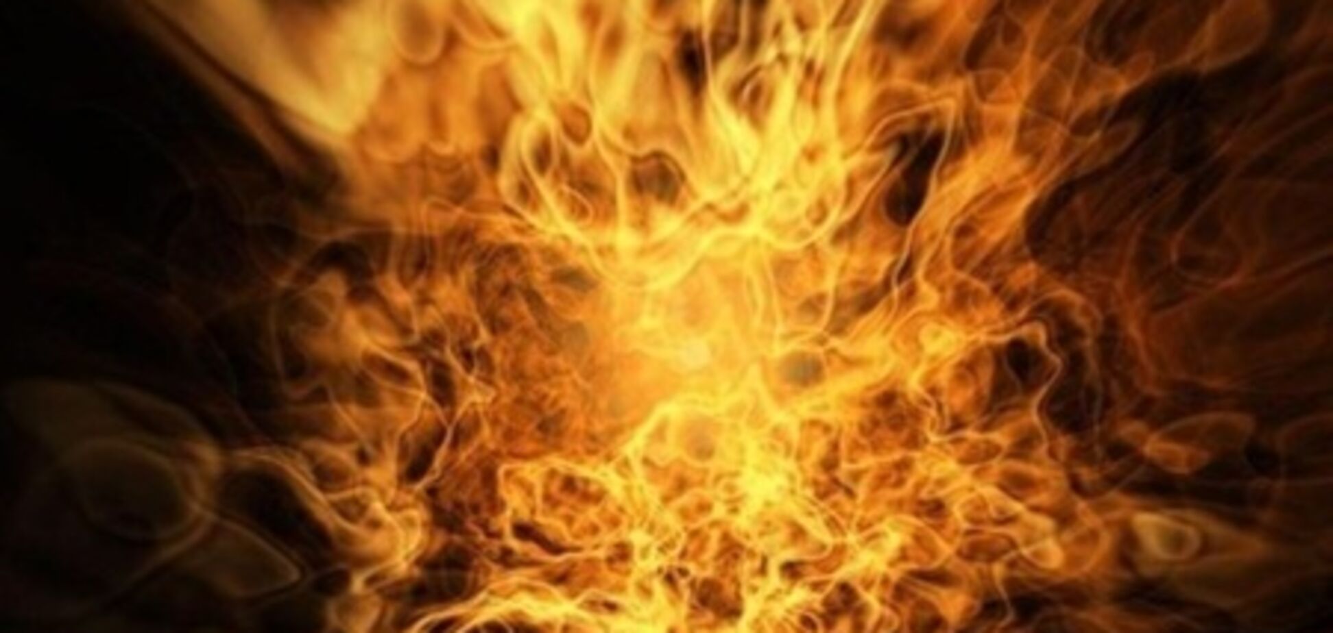 Полицейский сжег три служебных машины, когда воровал бензин