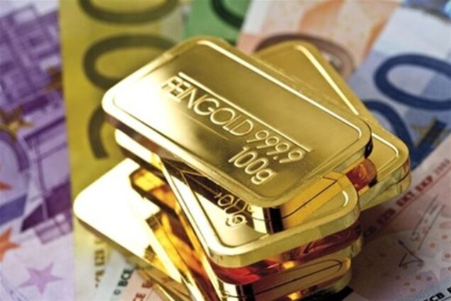 Банкіри радять зберігати серйозні заощадження у золоті