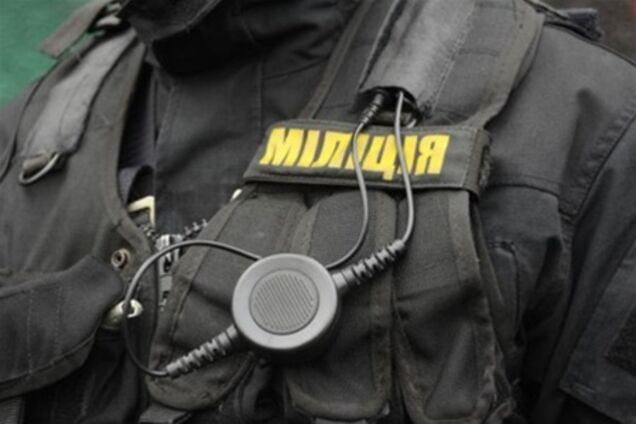 Милиция обыскала склады 'Фокстрота': часть техники -  арестована