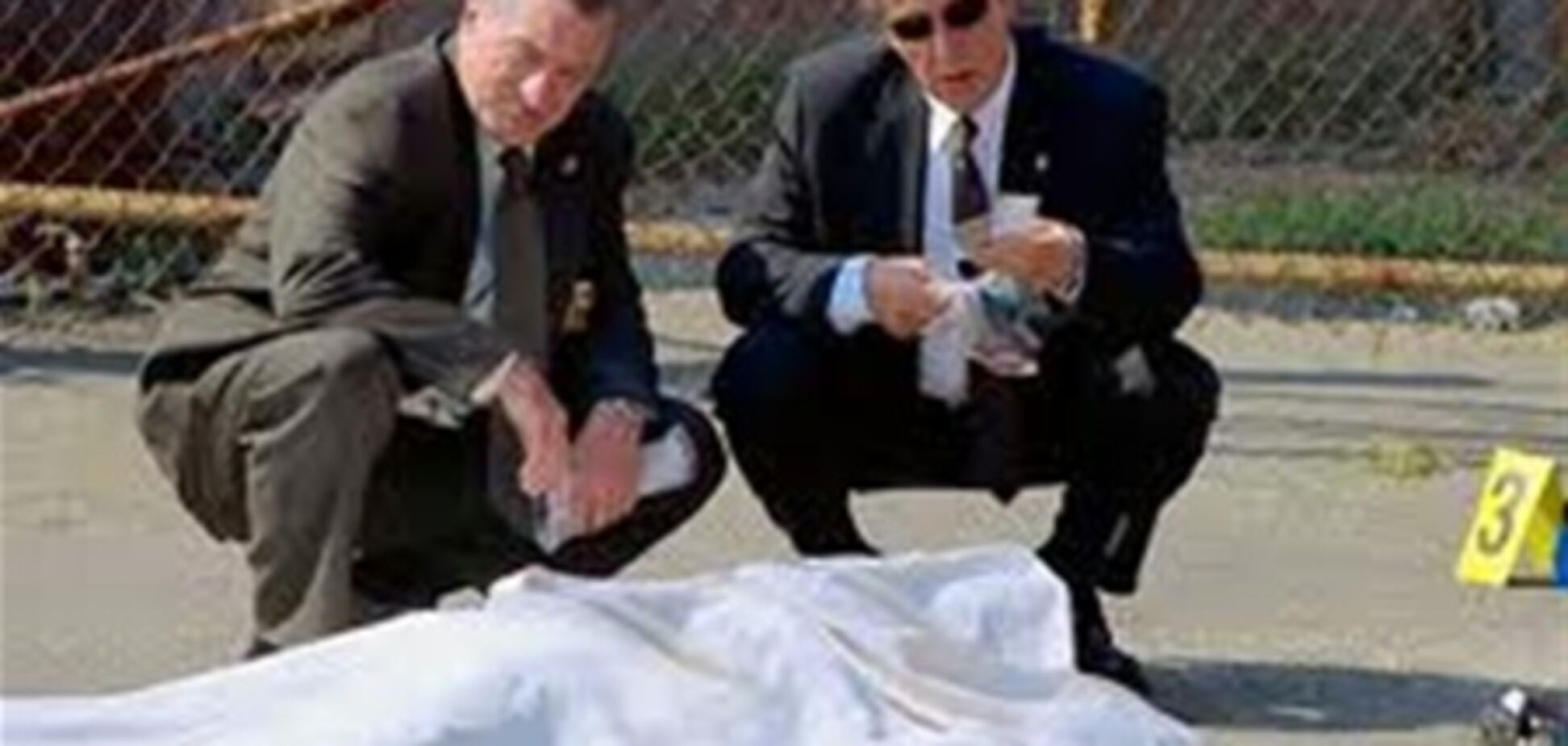 Міліція продовжує обшукувати 'Фокстрот' в рамках розслідування вбивства