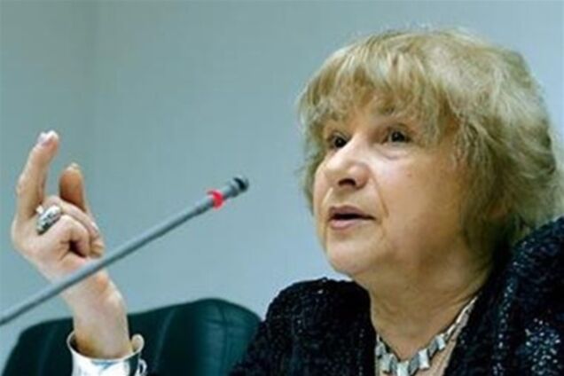 Що знайшли плагіат у книзі Януковича - глибоко аморальні люди - Скорик