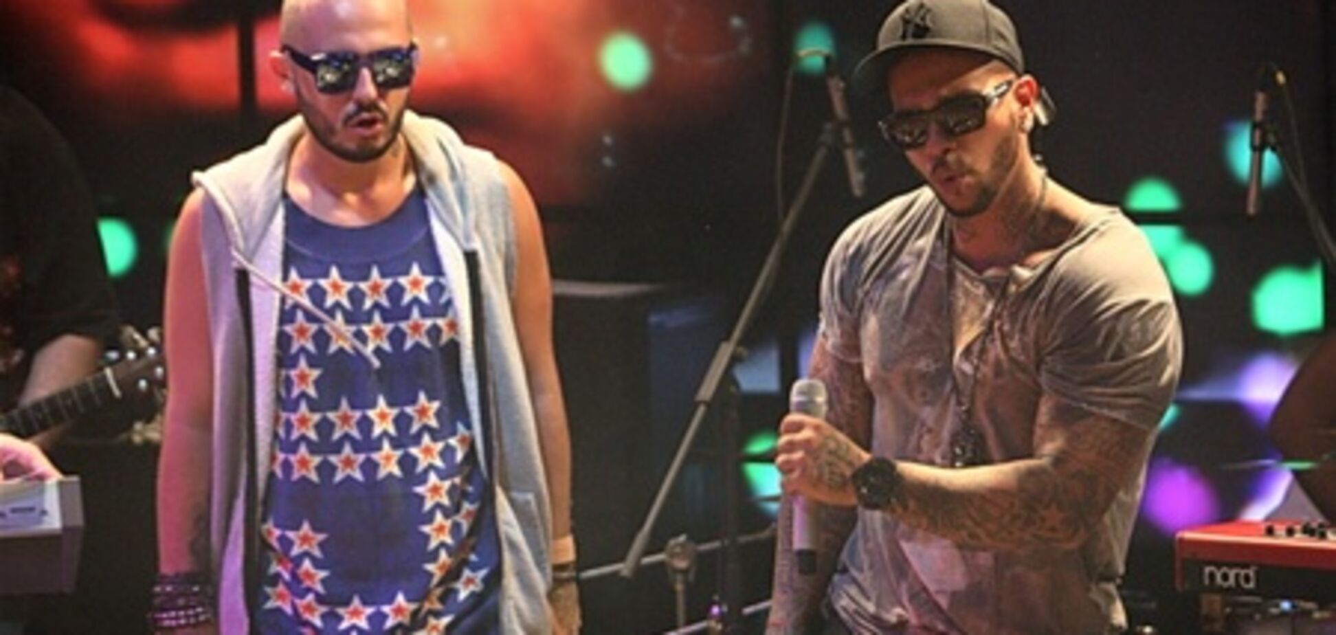 Тимати приехал в клуб в странной одежде