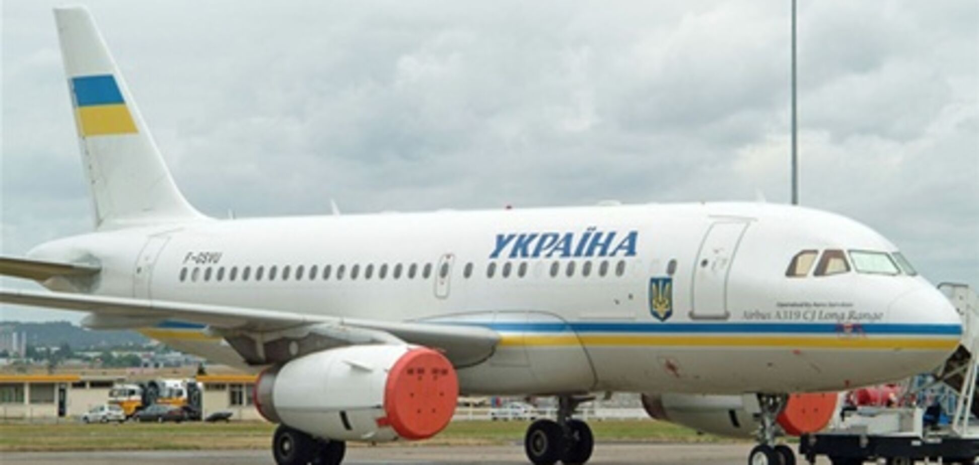 Літак з українцями на борту вже 10 годин не може вилетіти з Туреччини