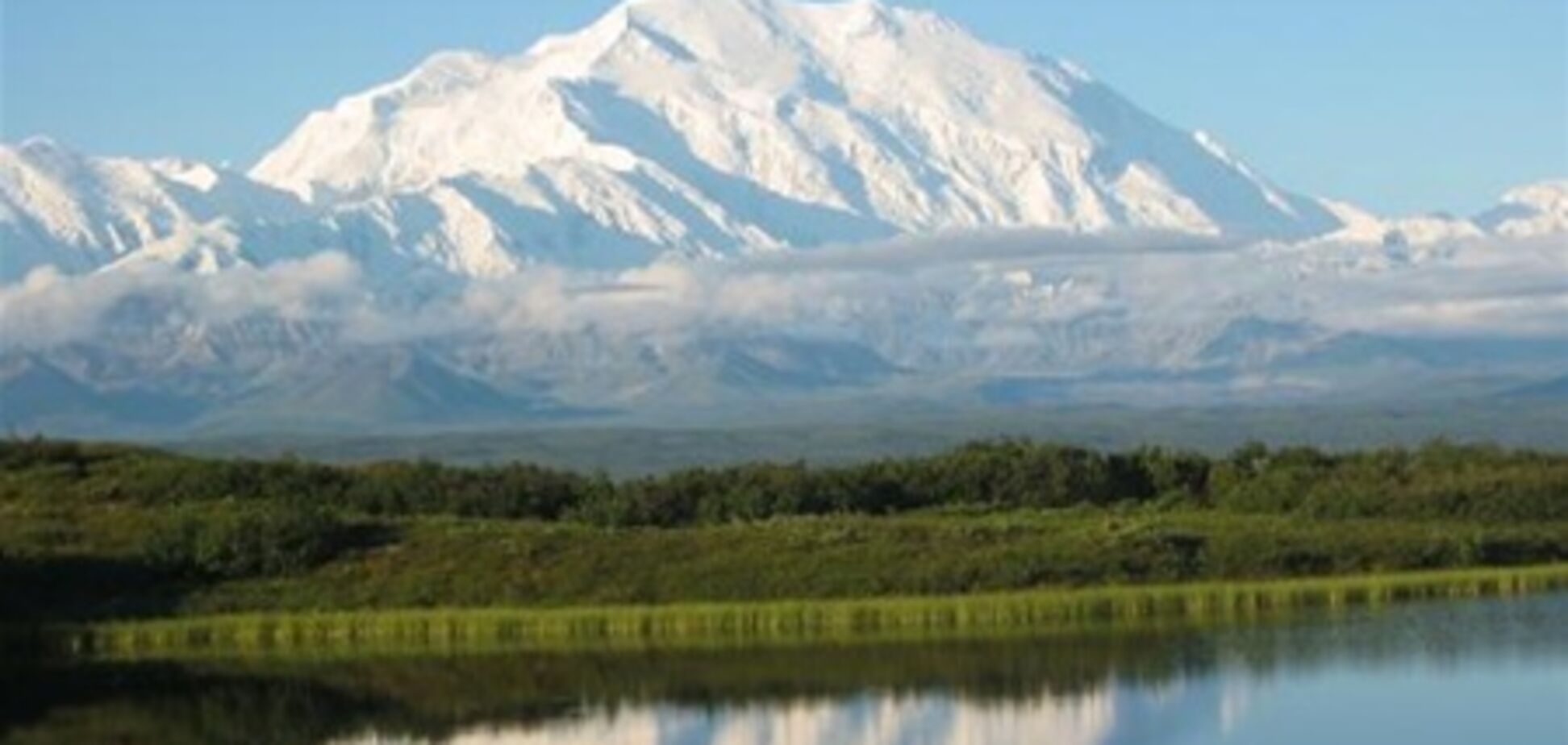 Над Аляской столкнулись два самолета