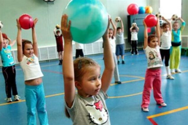 Тесты по физкультуре школьники будут сдавать письменно