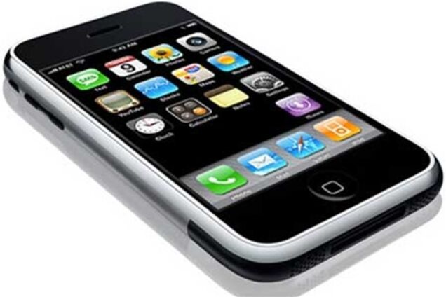 Американцы разработали солнечную насадку на iPhone