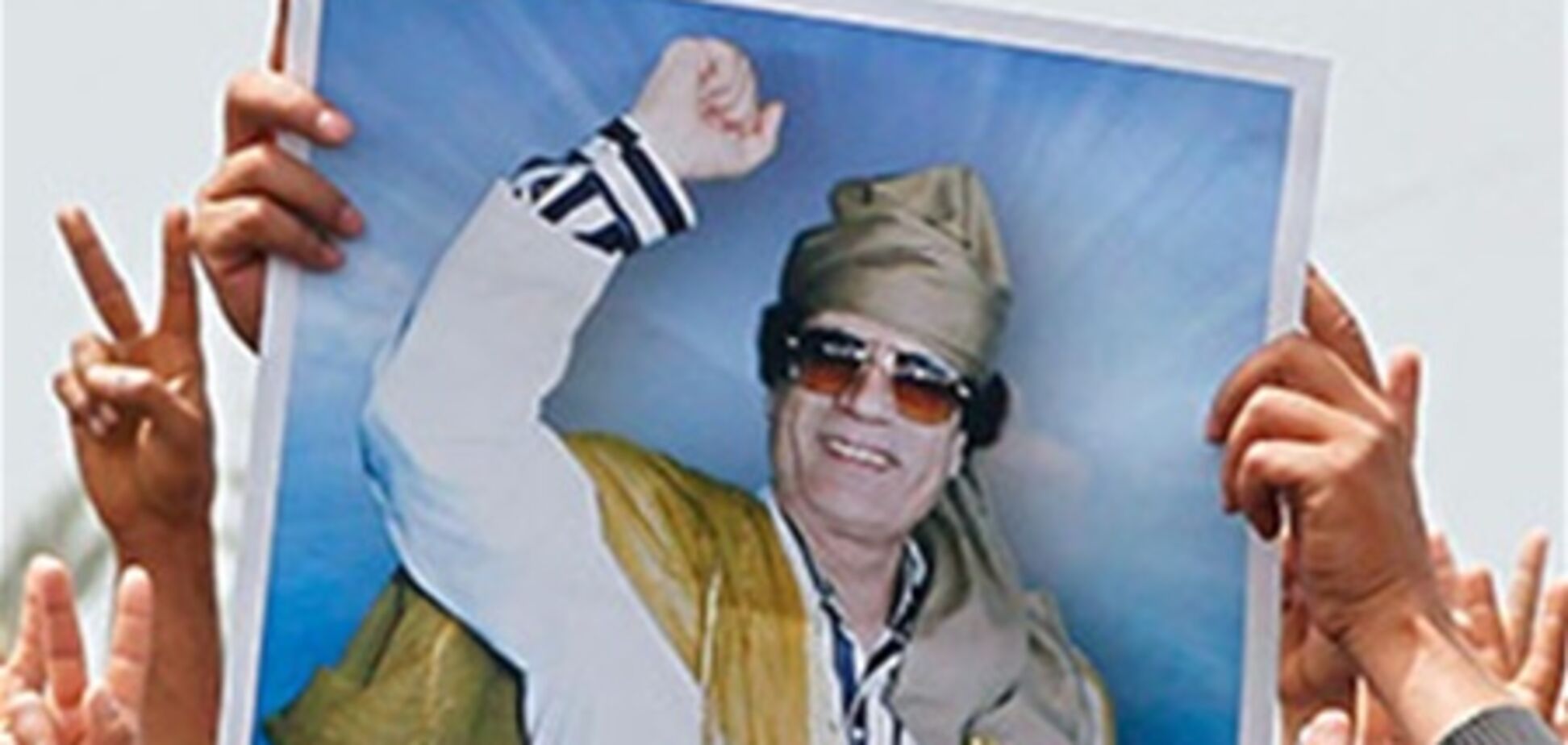 Каддафи мог выехать в Нигер с колонной ливийской бронетехники