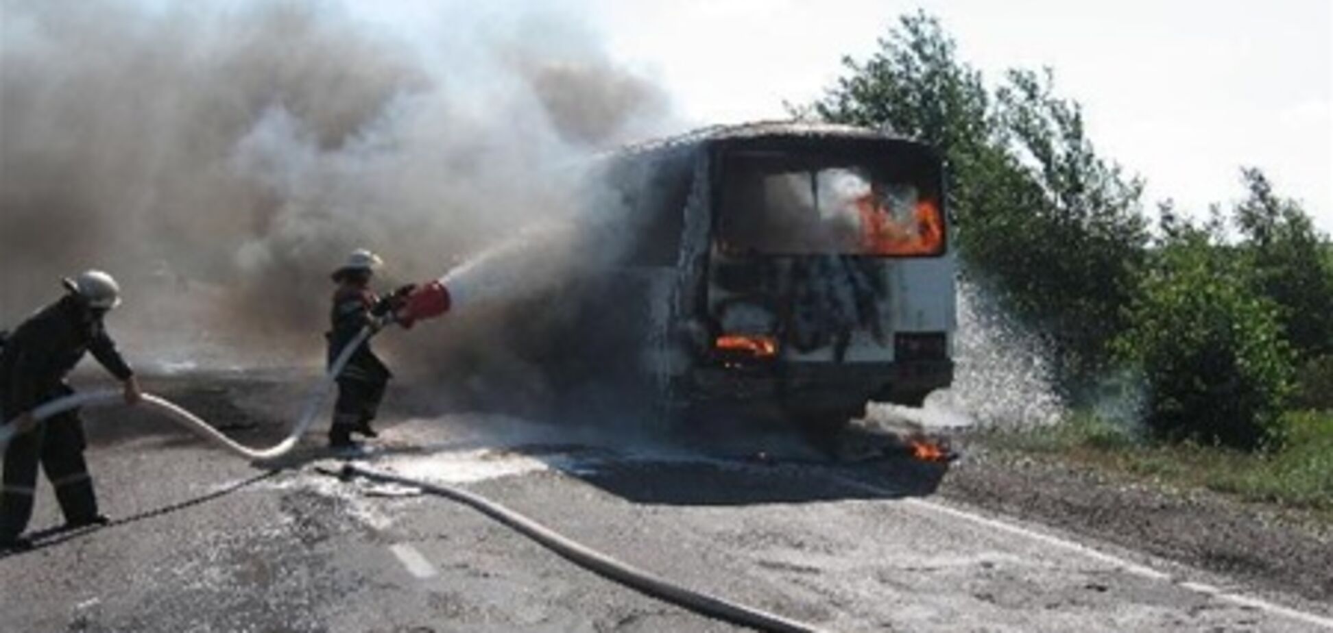 Автобус, перевозивший школьников, сгорел на Житомирщине