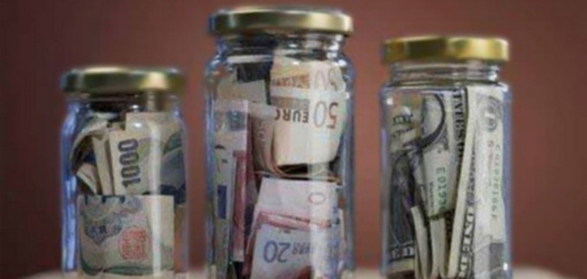 В украинских банках начался денежный голод