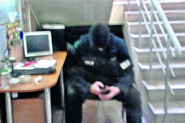 Что стоит за захватом офиса «Эпицентра»?