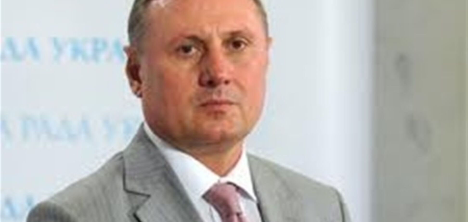 Єфремов: відставки Табачника не буде