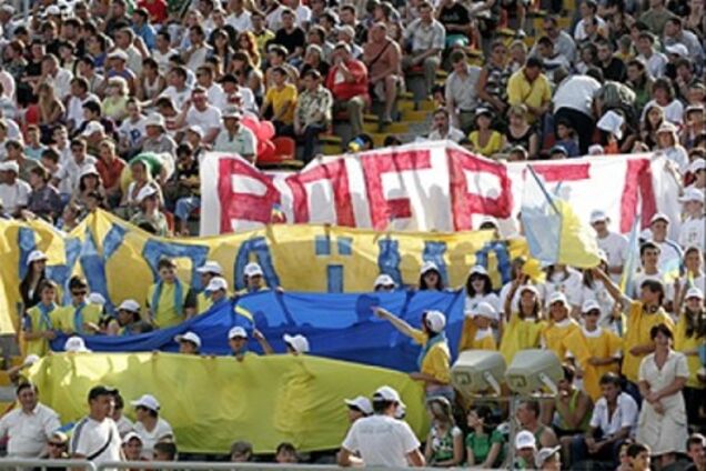 Уболівальники Євро-2012 можуть стати кримськими туристами