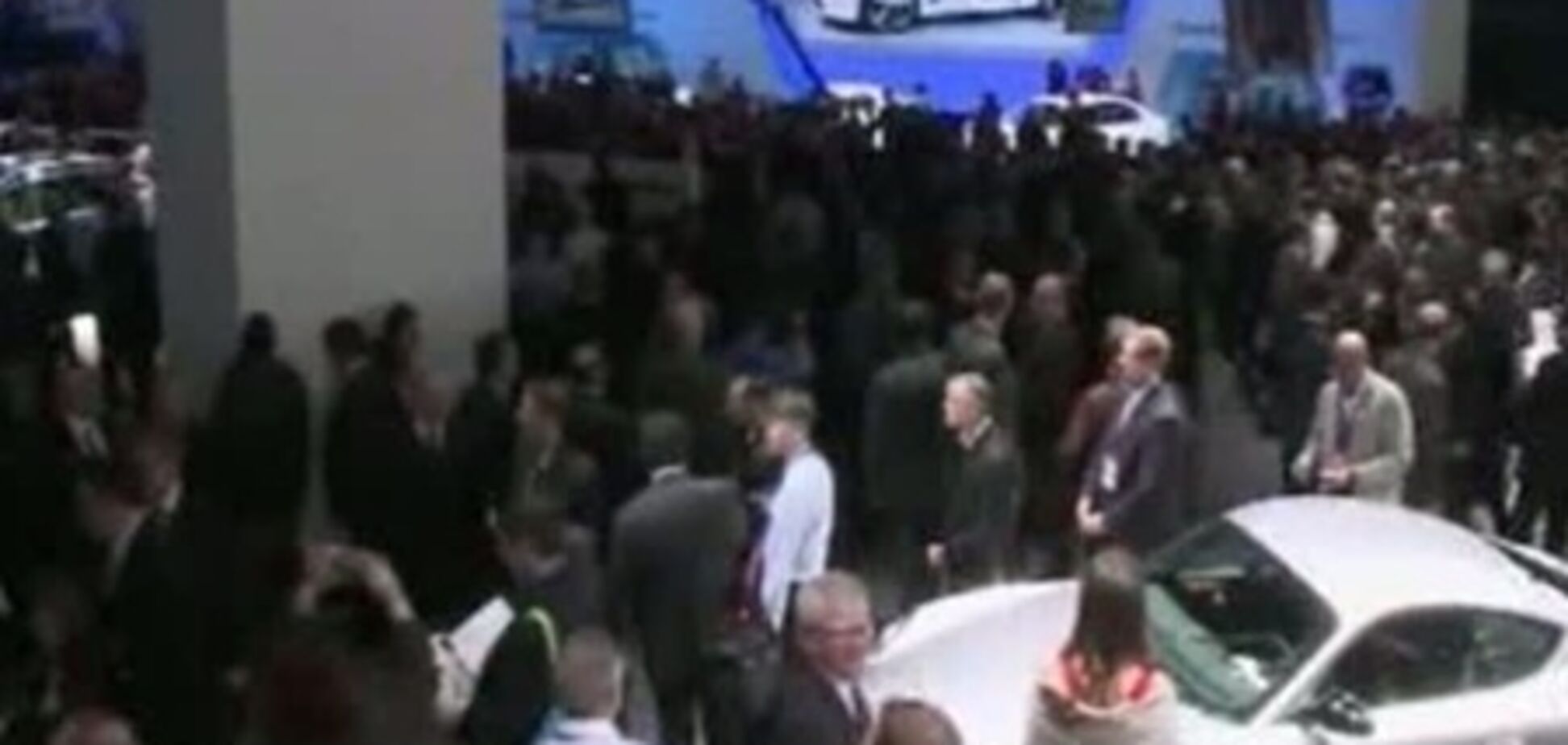 У США відкрилося одне з найдорожчих у світі автошоу