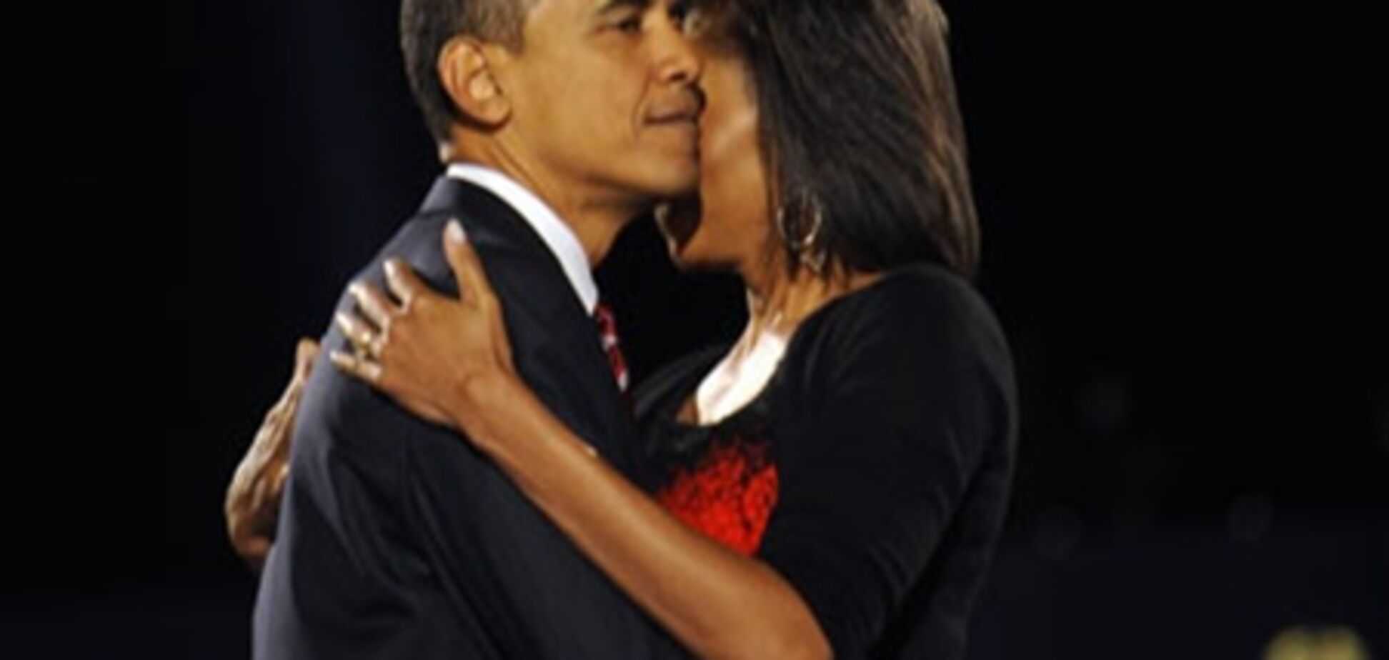 У США вийшла скандальна книга - як прес-секретар Обами обматюкав його дружину