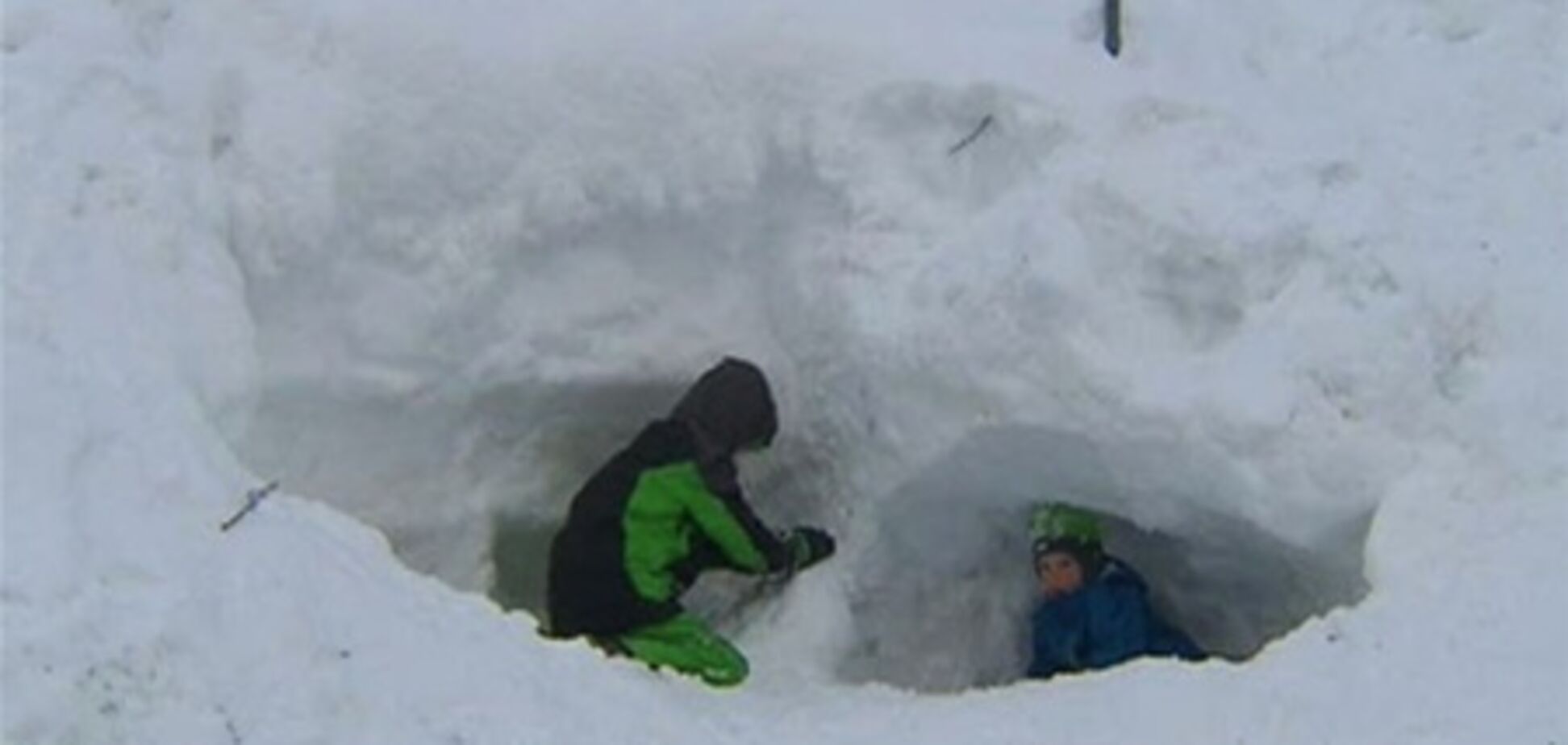 Сотні російських туристів застрягли в горах Австрії. Відео