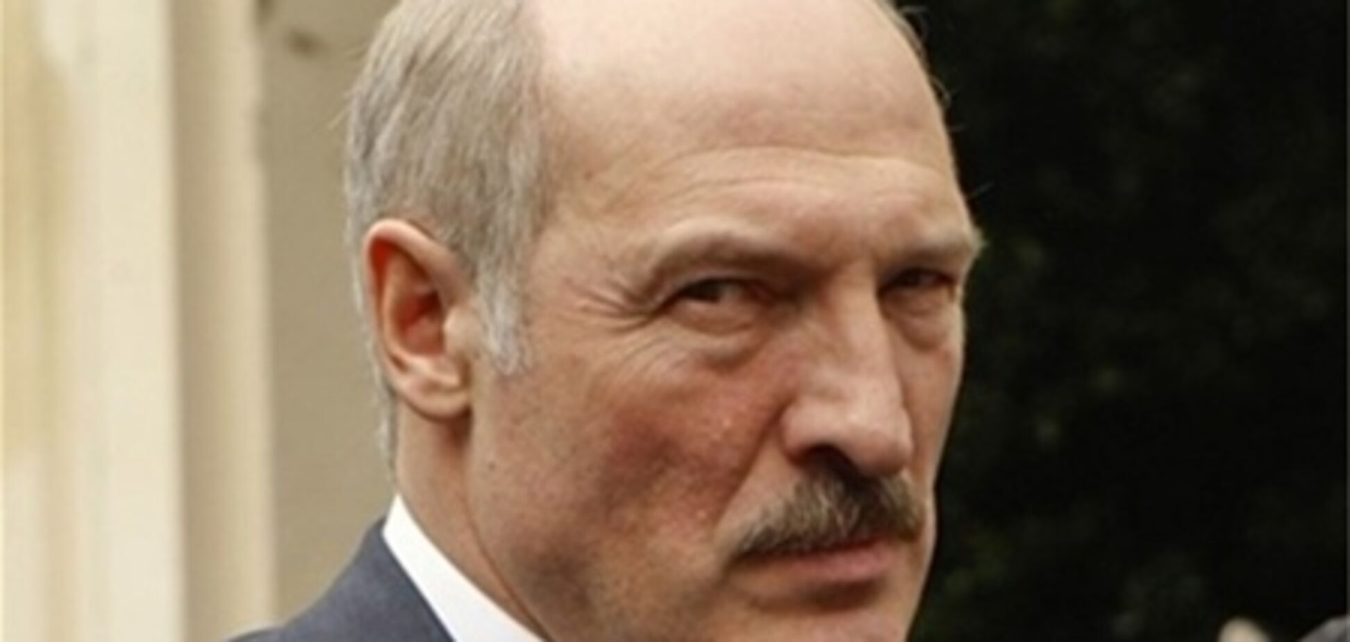 Лукашенко просят освободить голодающего журналиста