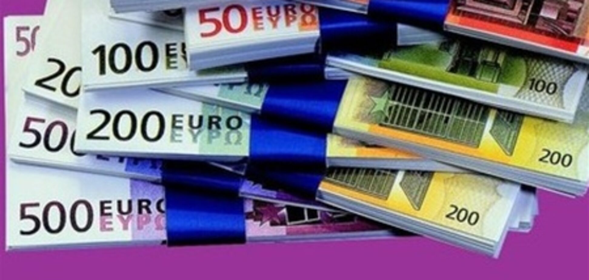 Стали известны три причины падения евро