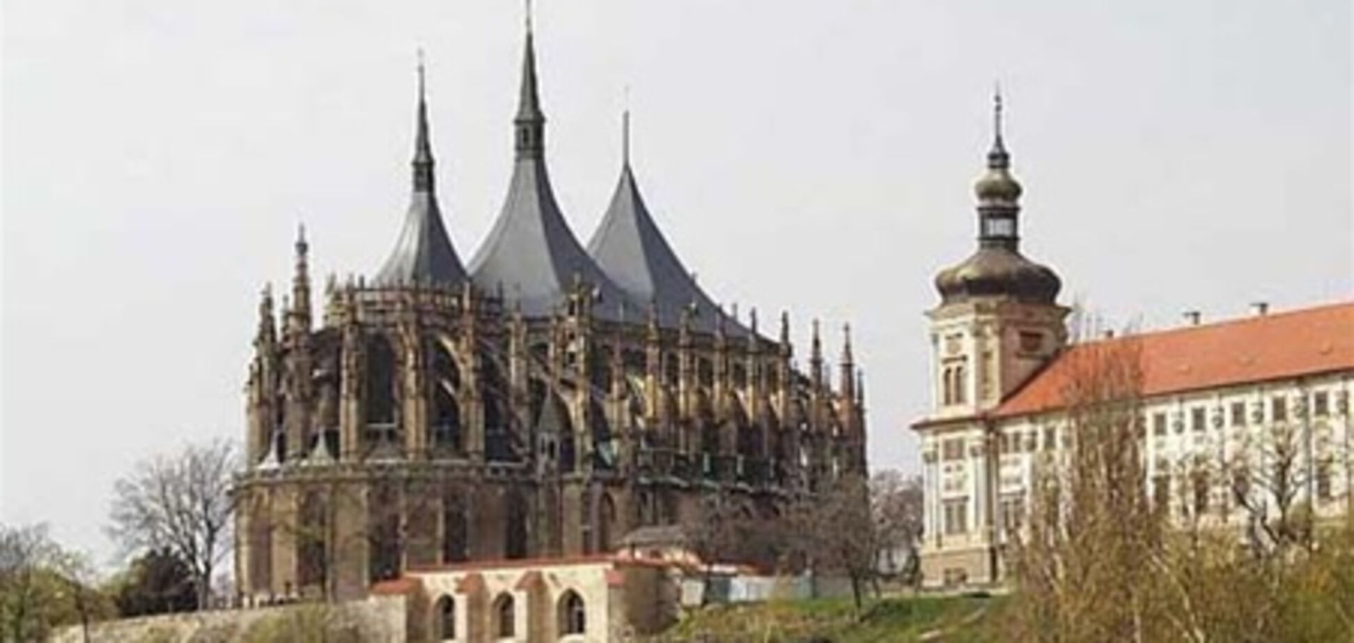 Уряд Чехії поверне церквам конфісковану власність