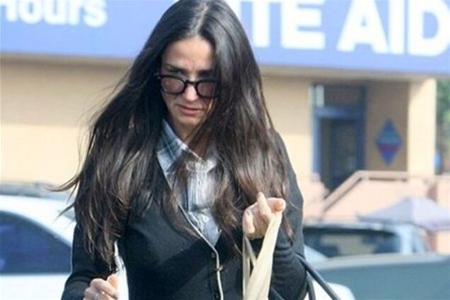 Мур нашла 'лекарство от Эштона'?