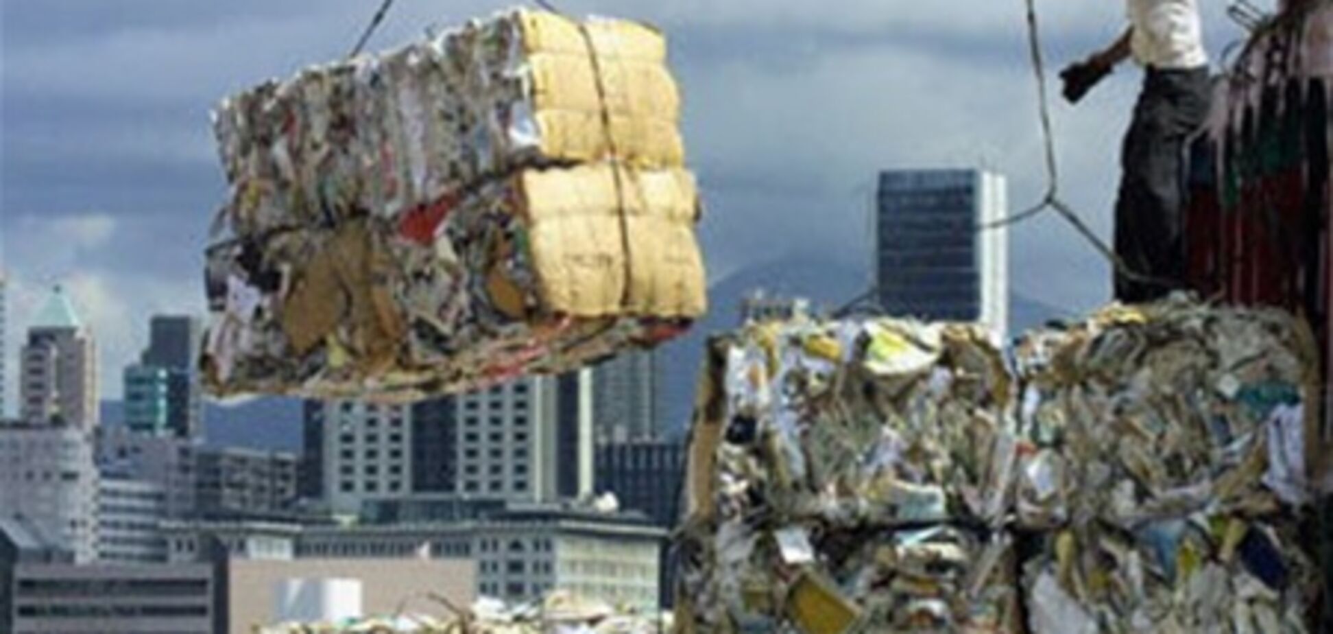 Власти Гонконга планируют ввести налог на мусор