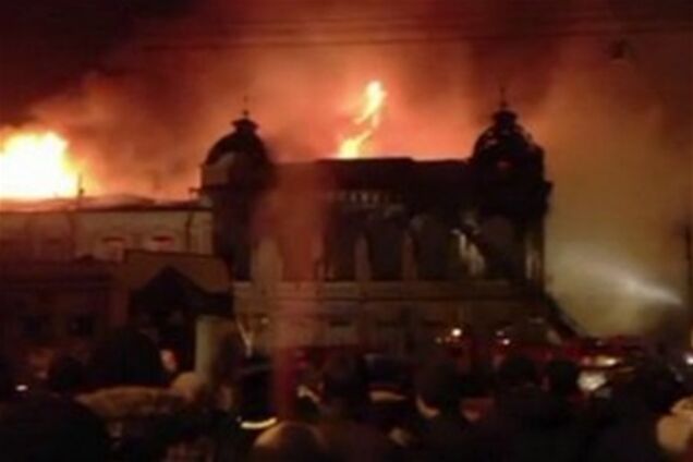 У російському Армавірі згорів університет. Відео