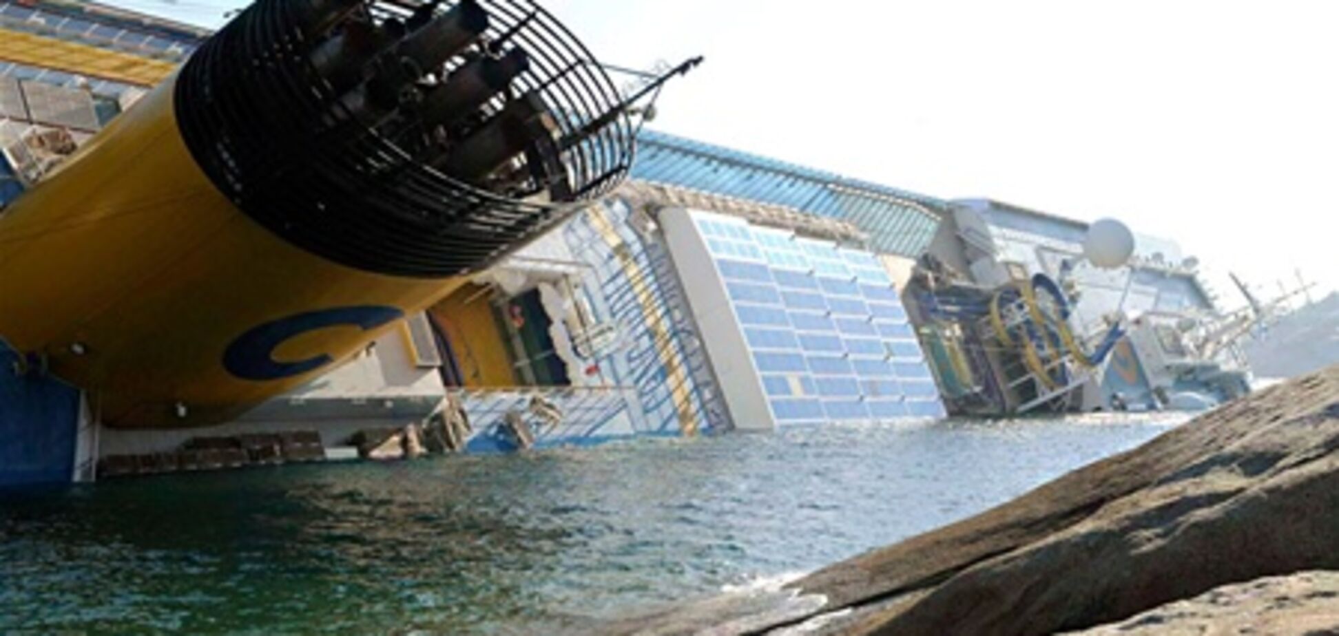 Число пострадавших при кораблекрушении Costa Concordia достигло 67 человек