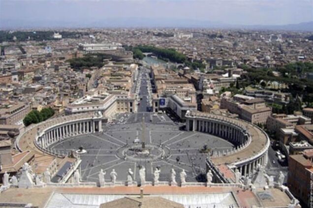 Італійцям не подобається спроможність Ватикану