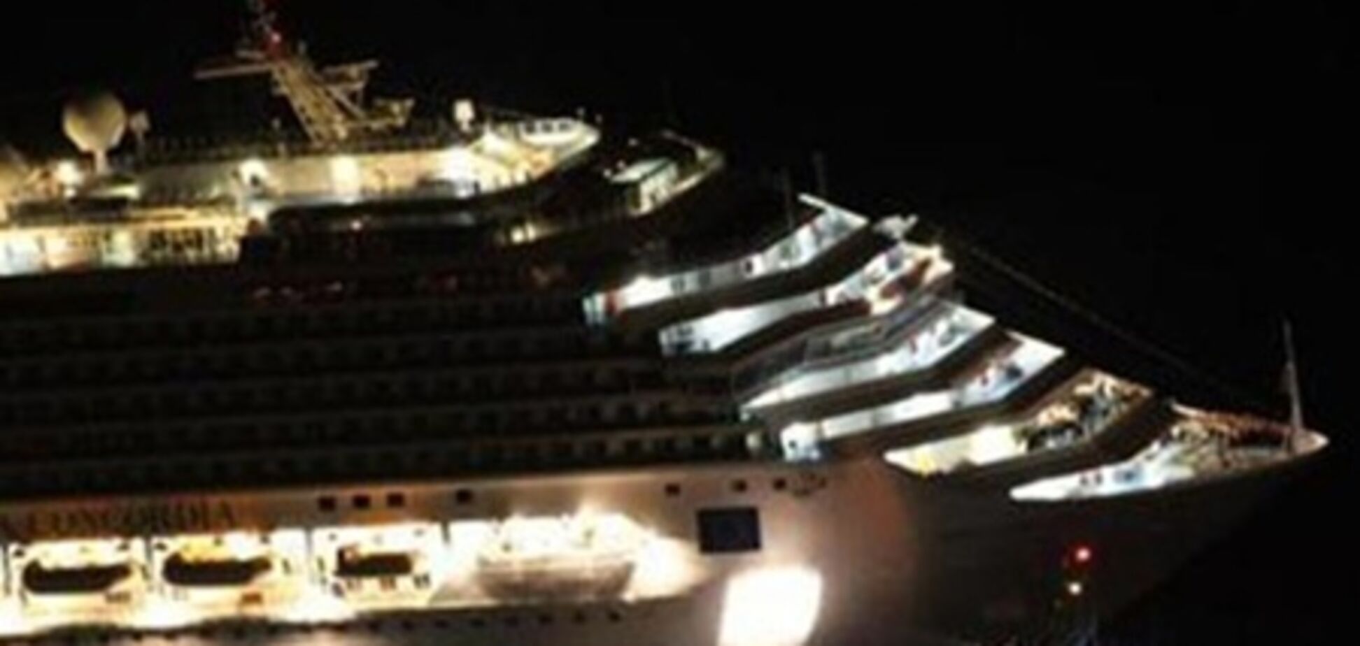 Капитан итальянского лайнера покинул судно одним из первых