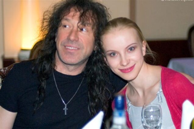 Кузьмину изменяет жена