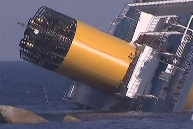 Невідома рідина, що випливає з Costa Concordia, не є паливом