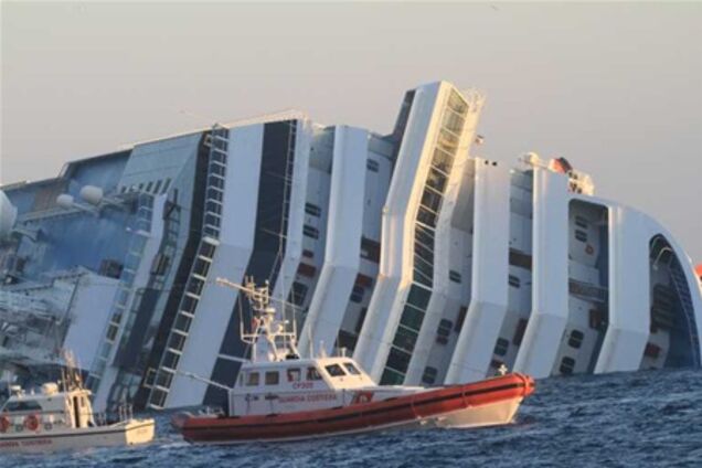Крушение Costa Concordia может вызвать экологическую катастрофу