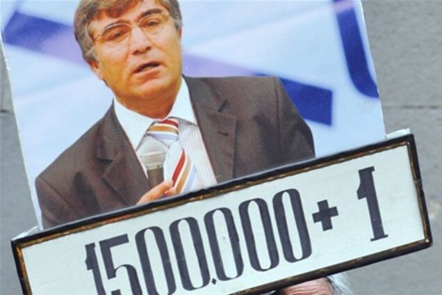 Турецький суд дав довічні терміни за вбивство журналіста