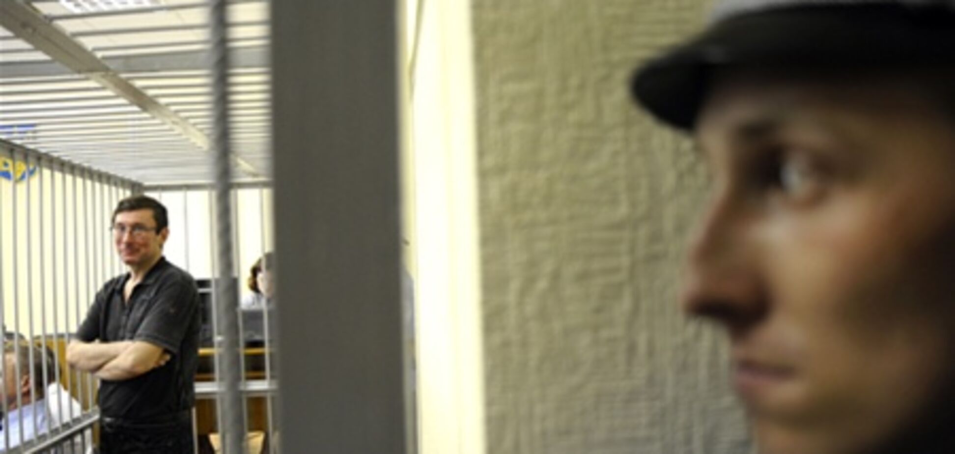 Суд по делу Луценко проходит без экс-министра