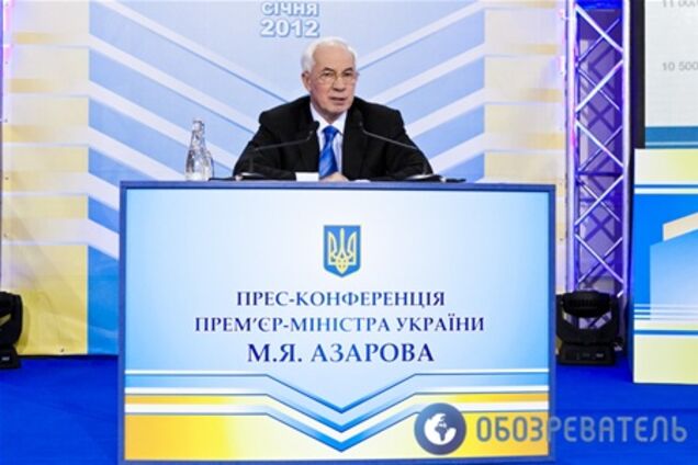 Хорошковский управляет и таможней, и налоговой - Азаров