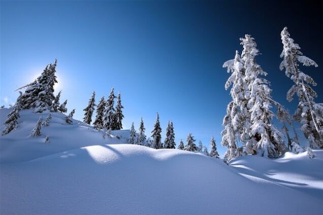 В воскресенье в Украине сильный снег и гололедица 