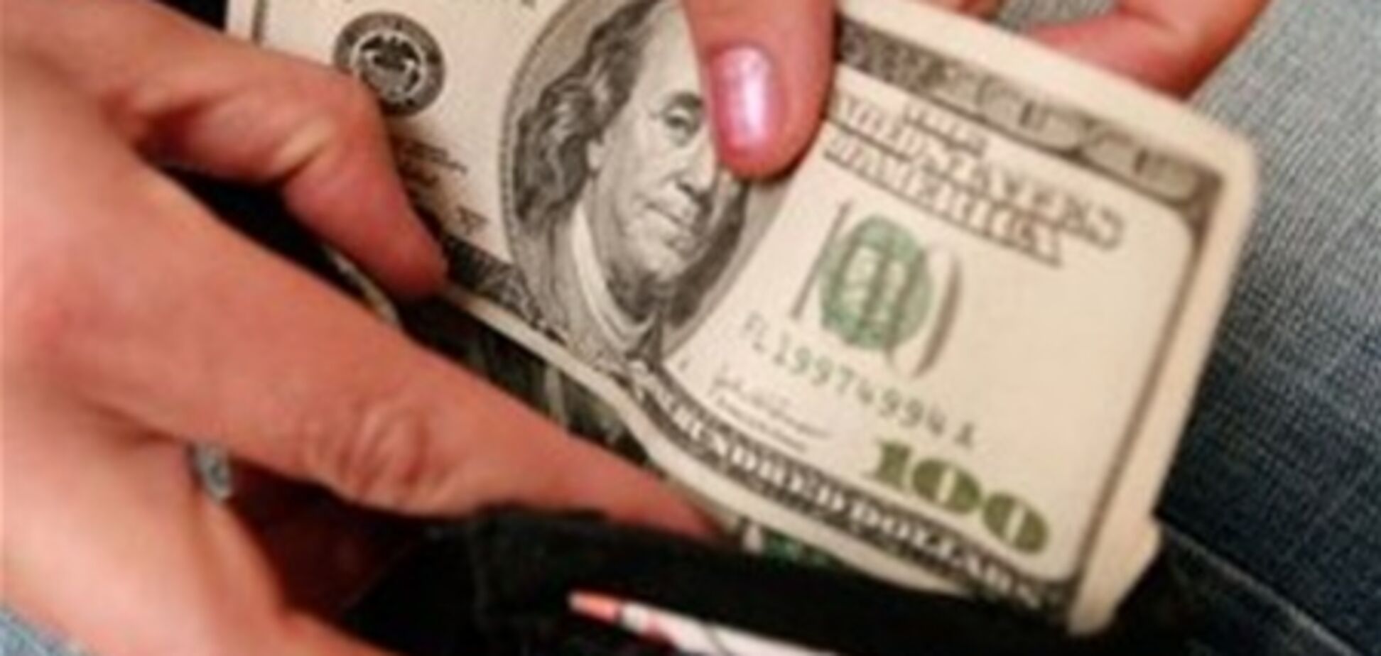 В США в среднем зарабатывают 32 000 гривен ежемесячно