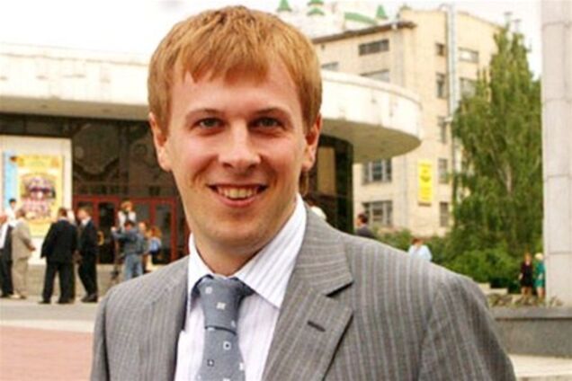 Хомутыник ведет фототрасляцию из Индийского океана