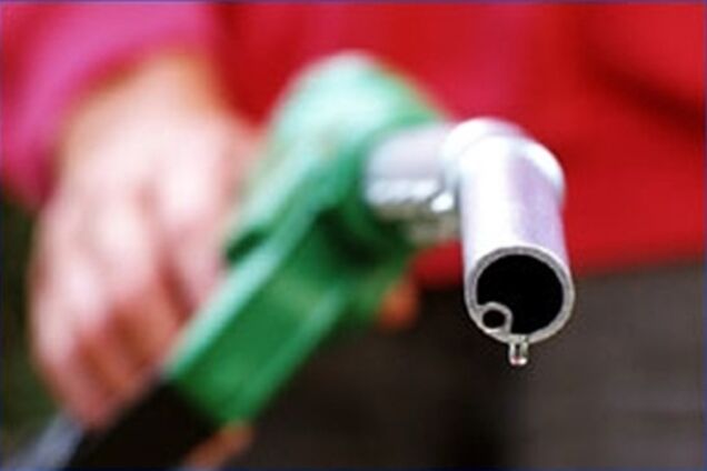 Бензин по завышенным ценам налоговой не нужен -  Клименко