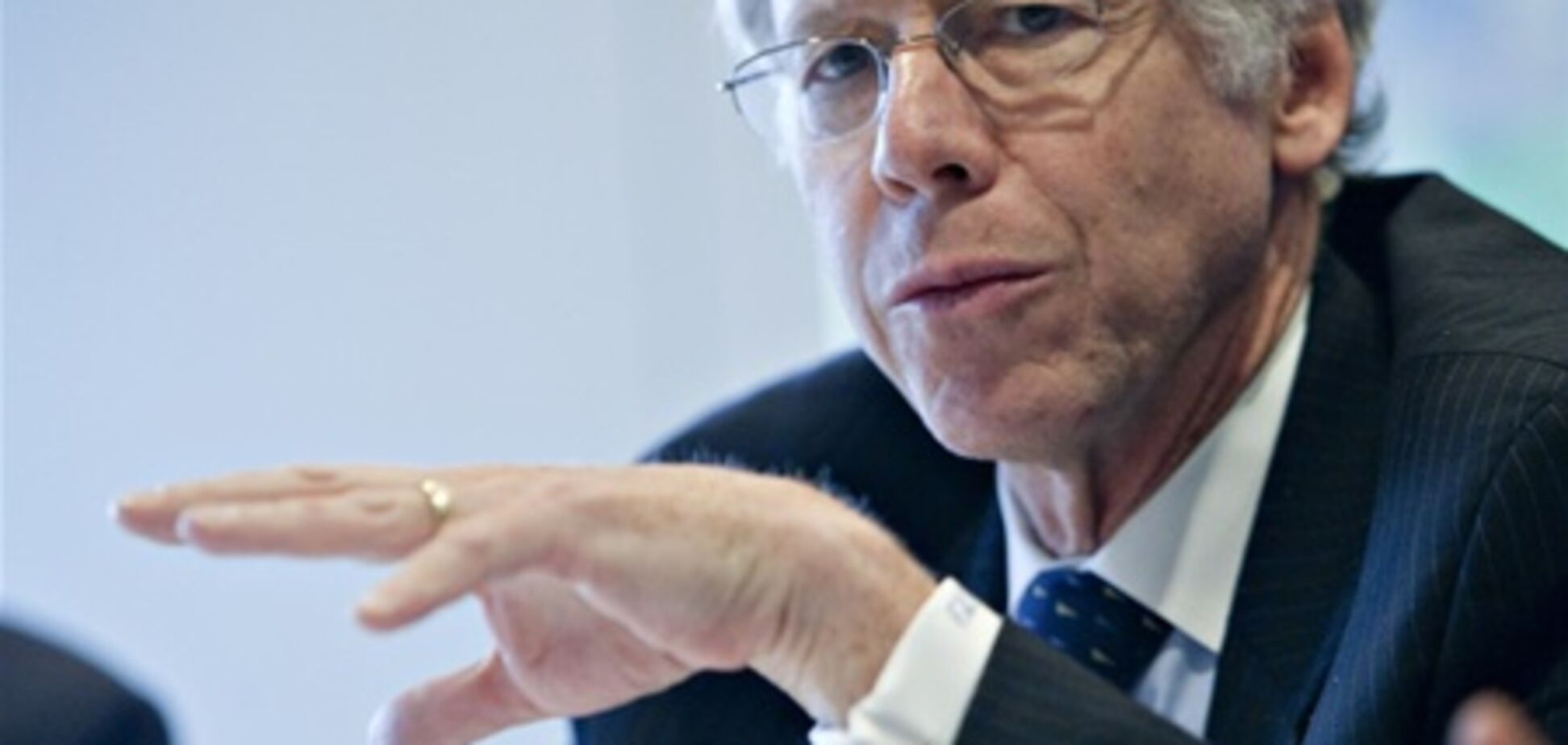 Банки отказались списывать больше половины греческого долга