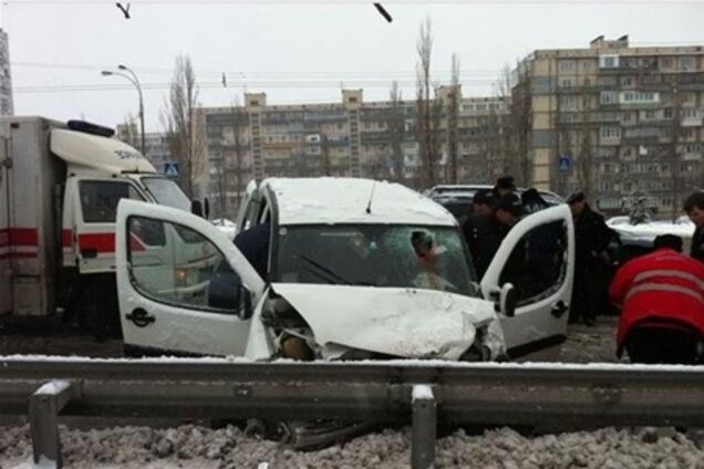 В ДТП в Киеве пострадал 8-месячный ребенок. Фото