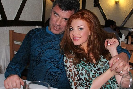 Нємцов пригрозив 'набити морду' головному редактору Life News