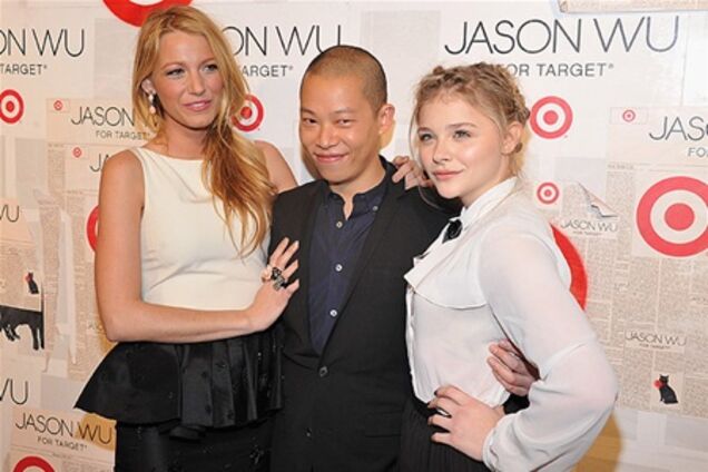 Звезды знакомятся с Джейсоном Ву. Фото