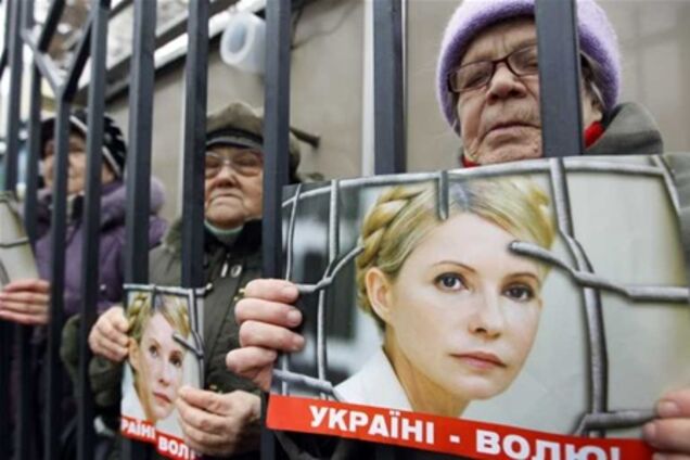 Масажист Тимошенко: Юлі доводиться оголюватися перед сторонніми